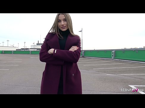 ❤️ OLHEIRO ALEMÃO É UM BOI COMOVENTE DE SONHO, AVISADOR DE ESTACIONAMENTO E SEXY POR DINHEIRO ️❌ Porno real vídeo em nós ☑