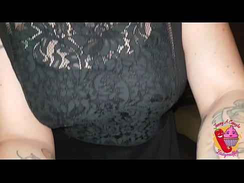 ❤️ Uma meia-irmã ordinária dá-lhe um broche e espanhol ️❌ Porno real vídeo em nós ☑