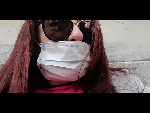 ❤️ Nicoletta vinga-se do seu vizinho e faz chichi na sua garagem (Especial Covid19 Quarentena Italiana) ️❌ Porno real vídeo em nós ☑