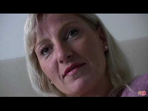 ❤️ A mãe que todos fodemos ... Senhora, comporte-se! ️❌ Porno real vídeo em nós ☑